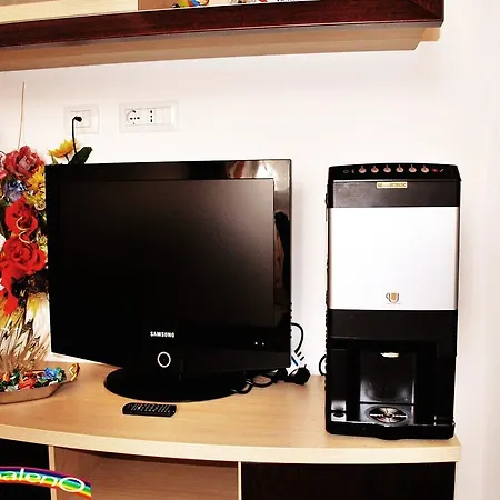 Il Nuovo Arcobaleno Альгеро